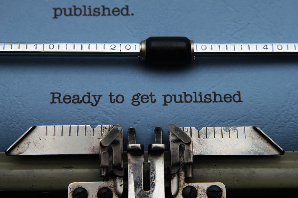 Difference Between Self-Publishing and Traditional Publishing